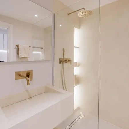 דירה Ar4 Cosy, One-bed With Sea Views אסטפונה