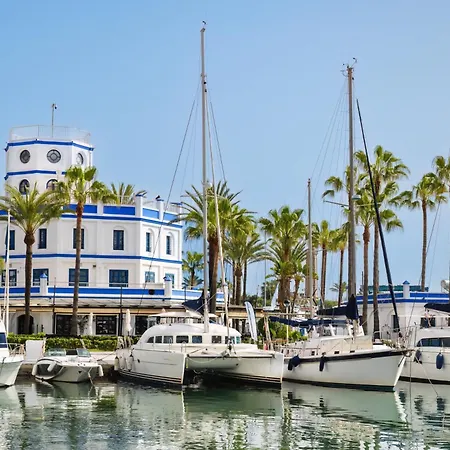 Appartement Ar4 Cosy, One-bed With Sea Views