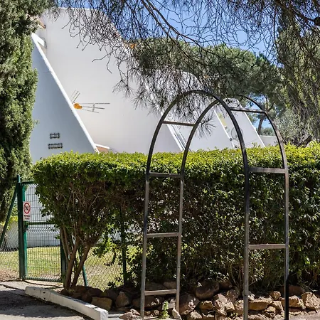 Lejlighed Ar4 Cosy, One-bed With Sea Views