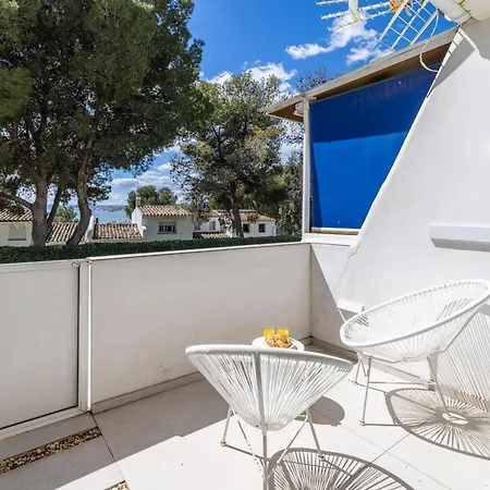 Lejlighed Ar4 Cosy, One-bed With Sea Views *